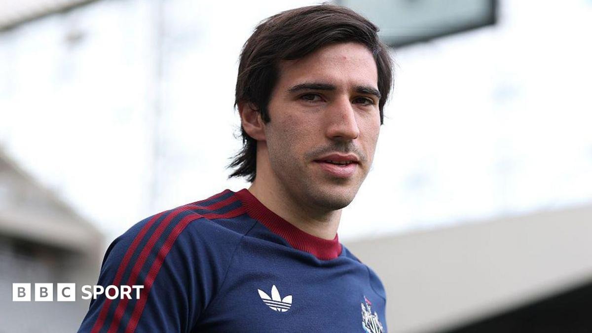 Sandro Tonali: Newcastle reject Spurs bid of about £80m