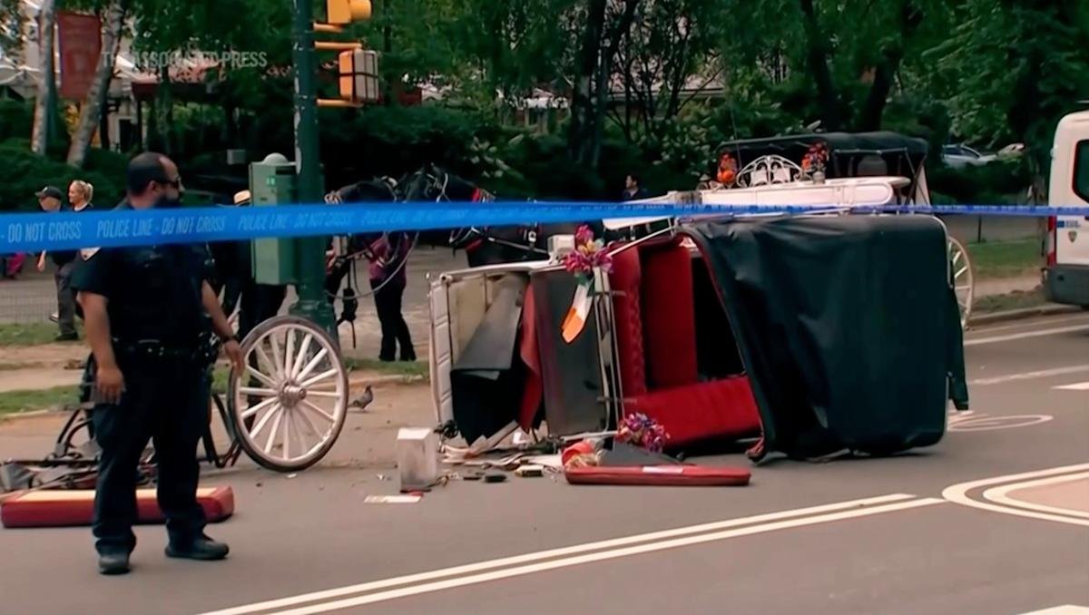 New York mayor, other leaders push to ban horse-drawn carriage rides after Indian teen’s death