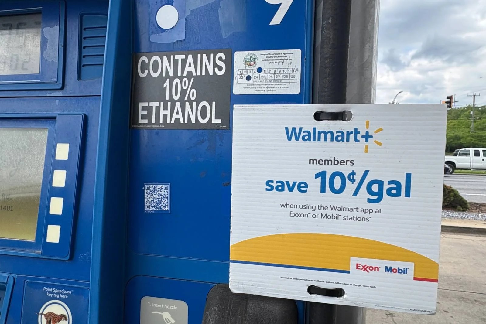 How to use the Walmart+ gas discount at the pump