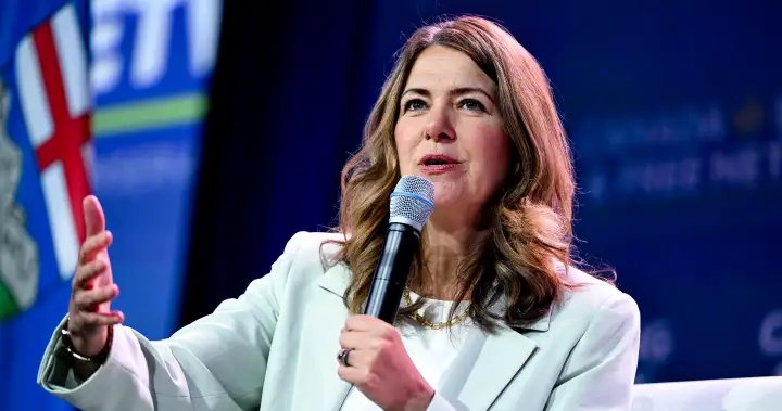 Most Albertans disapprove of Smith as premier and her handling of separatism: Ipsos poll