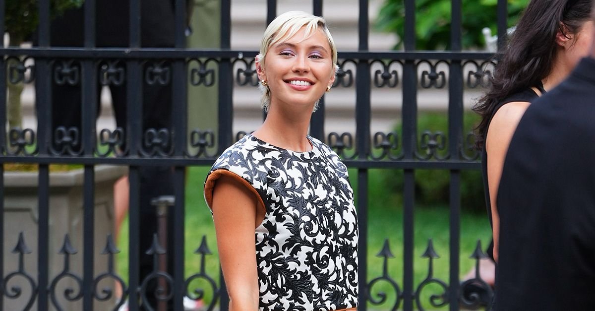 Iris Law Proves Gen Z Loves a Sleek Slingback