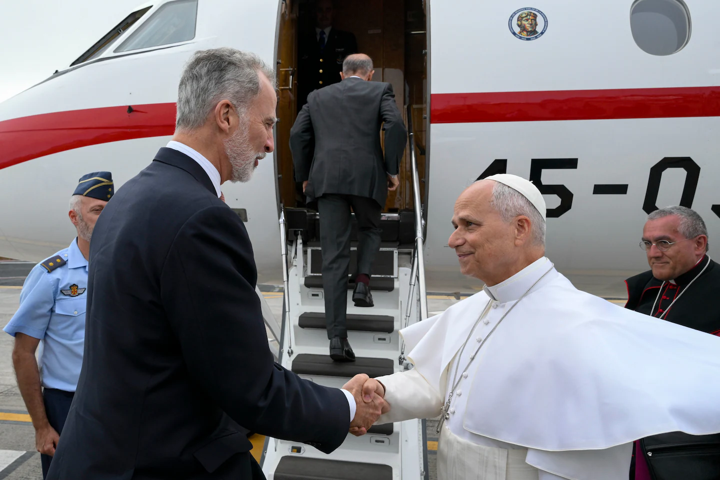 Pope Leo gets ride home from king of Spain after plane’s engine fails