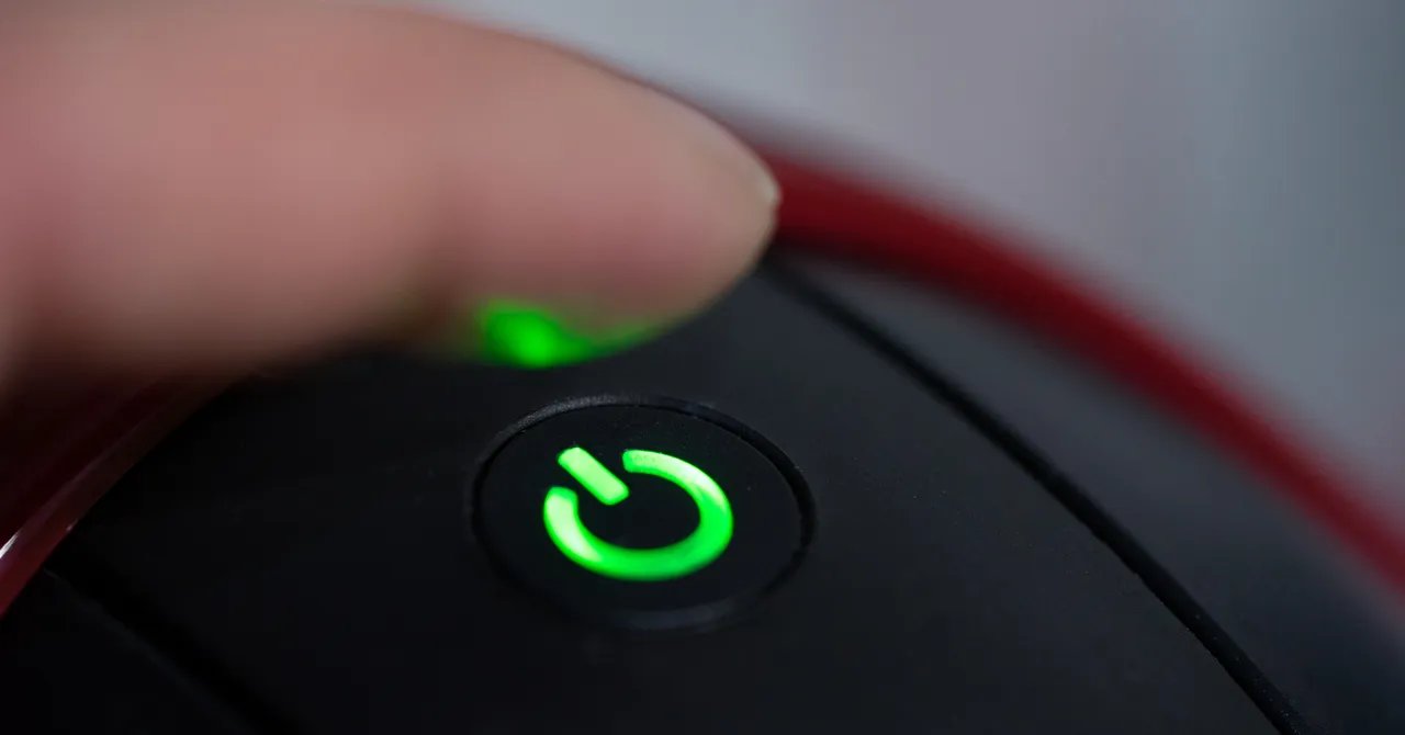 A Critical Deadline Is Approaching for Windows and Linux Security