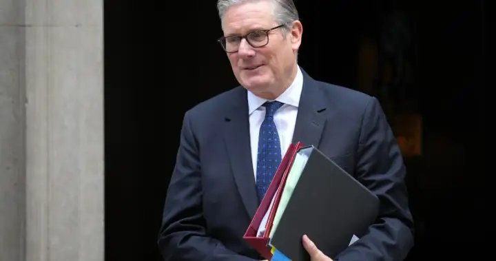 U.K. unveils social media, online gaming and streaming ban for under-16s – National