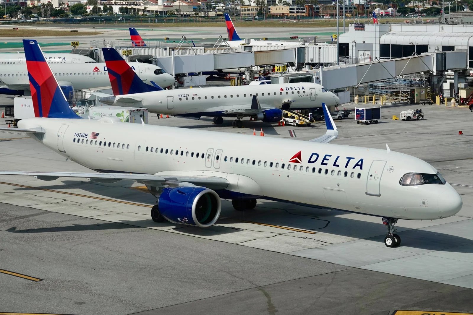 Delta adds 3 new routes, bolstering New York presence
