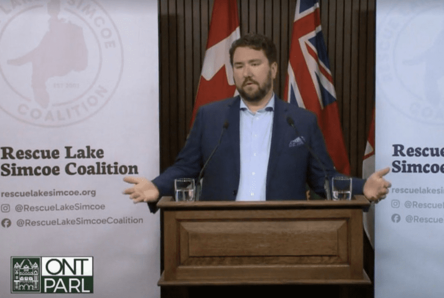 Political tours of duty – Loonie Politics