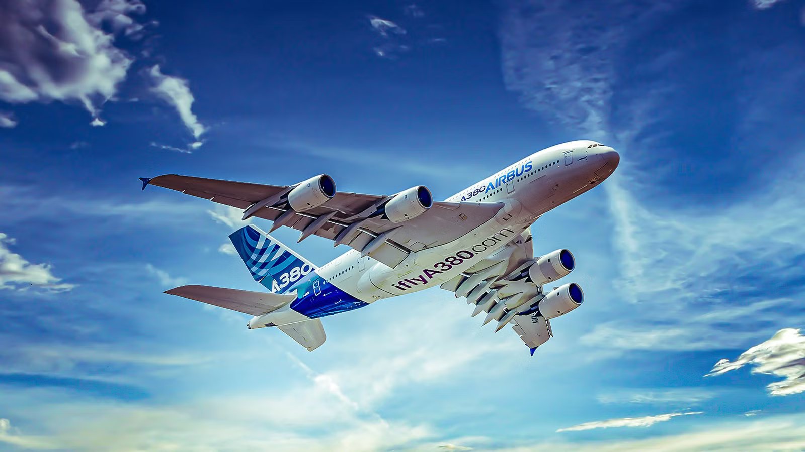 Why The Airbus A380’s 4-Engine Layout Costs Airlines Millions More Per Year Than Twin-Engine Rivals