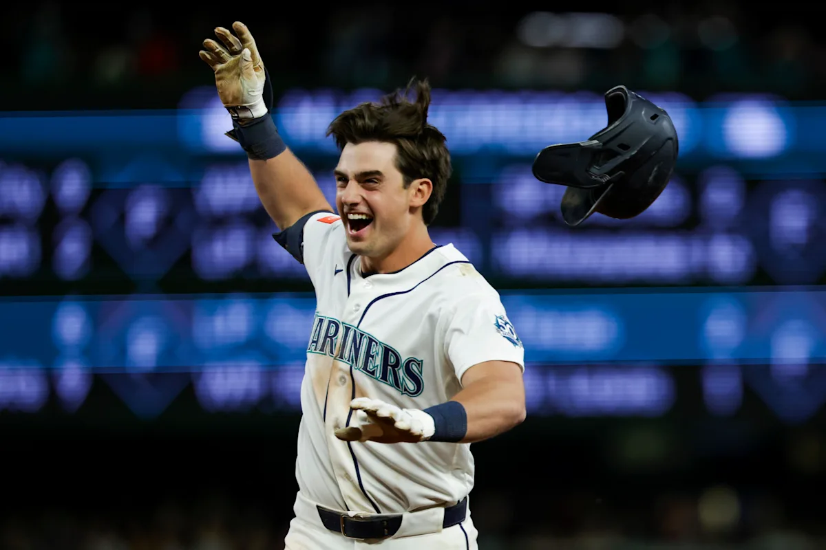 Mariners use youth movement to get past Mets for seventh straight win