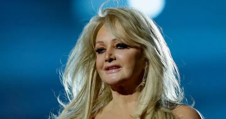 Singer Bonnie Tyler out of induced coma but ‘remains very unwell’ – National