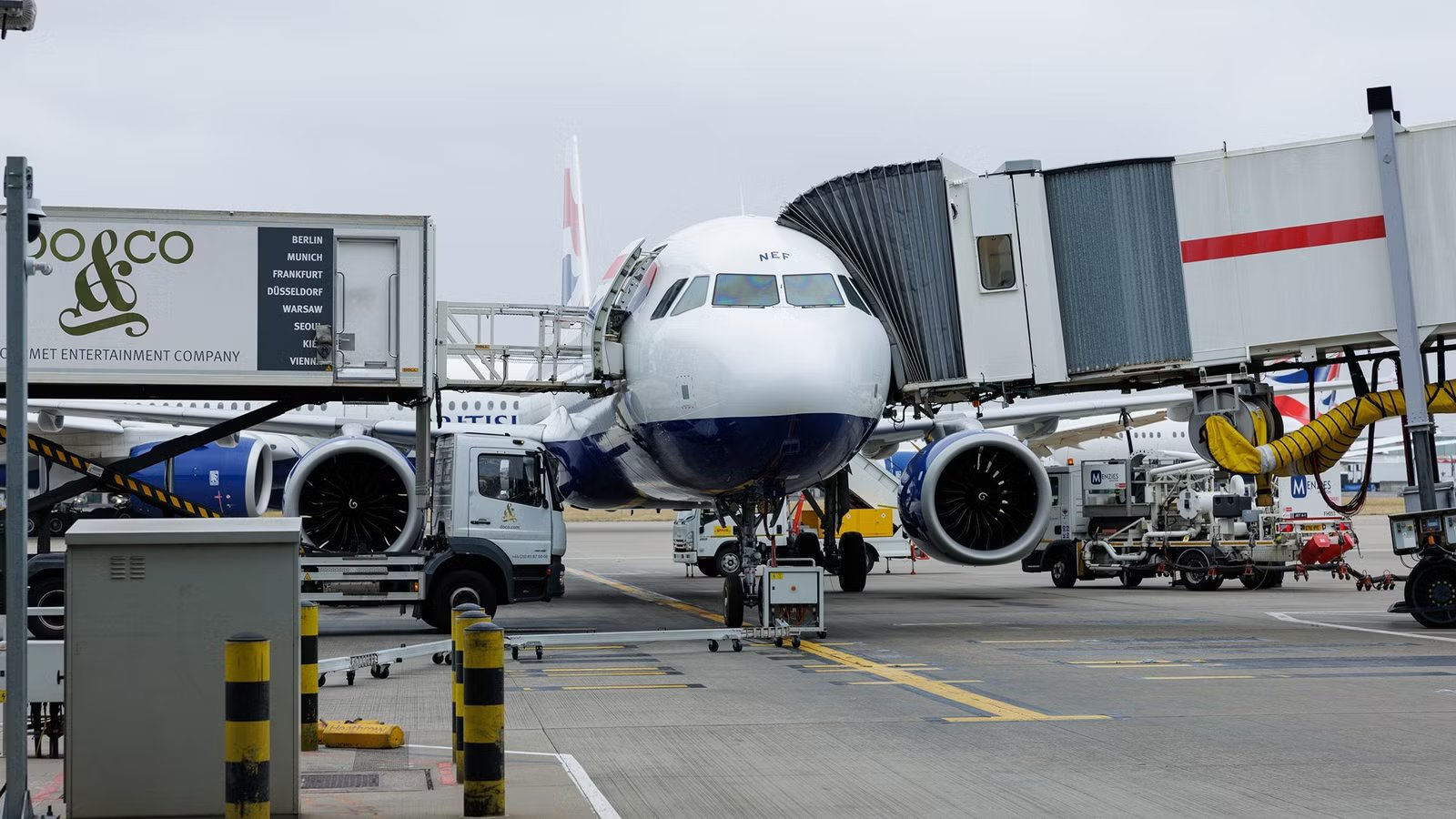 Over 900 Flights Disrupted At Heathrow & Gatwick As UK Heatwave Turns To Storms