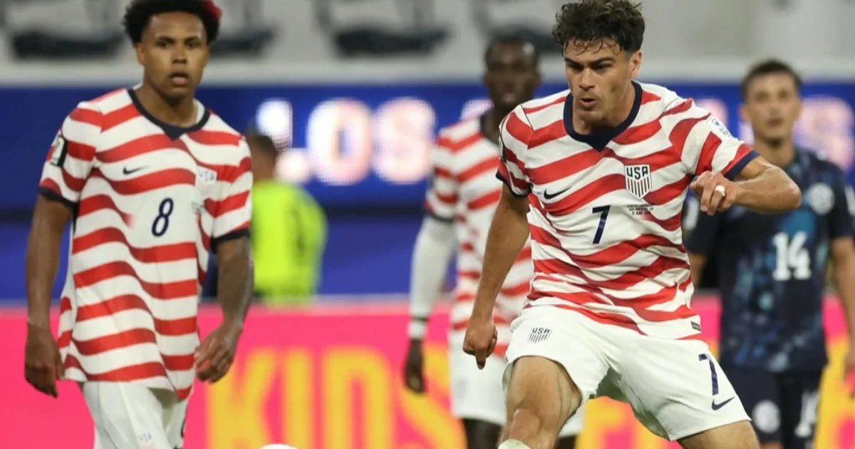 Electric performance by U.S. men in first World Cup match