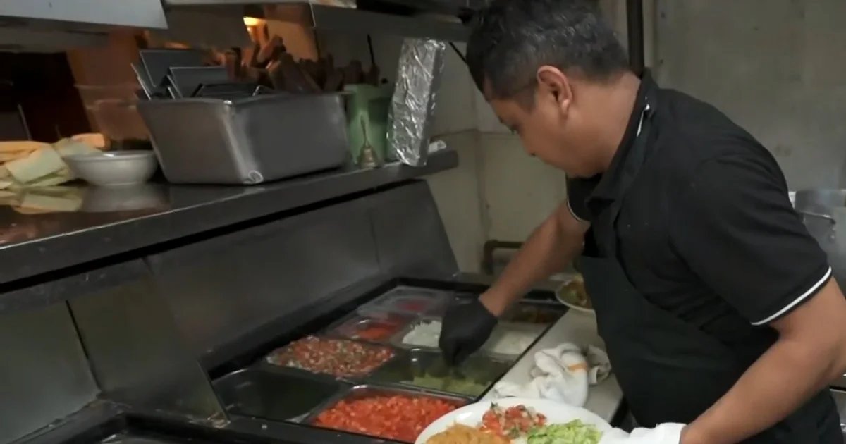 Wholesalers and restaurant owners say they can’t keep eating rising prices
