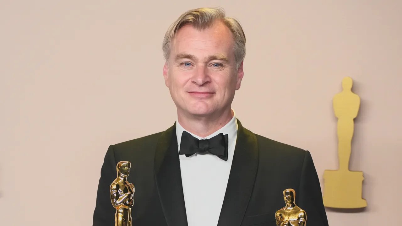 Christopher Nolan Tells Mainstream Movies to Stop Playing It Safe and Take More Risks