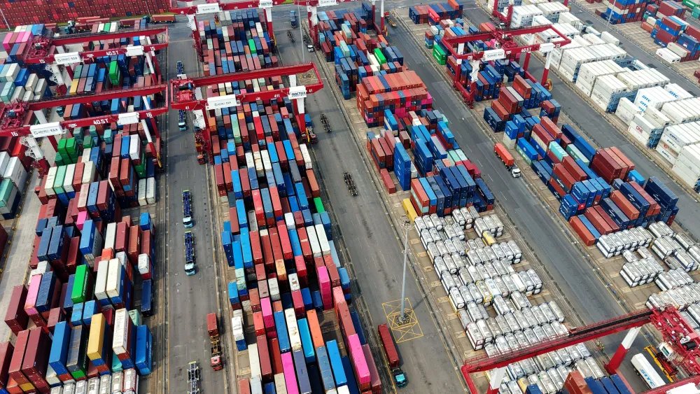 Trans-Pacific Shipping Rush Sends Container Rates to 22-Month High