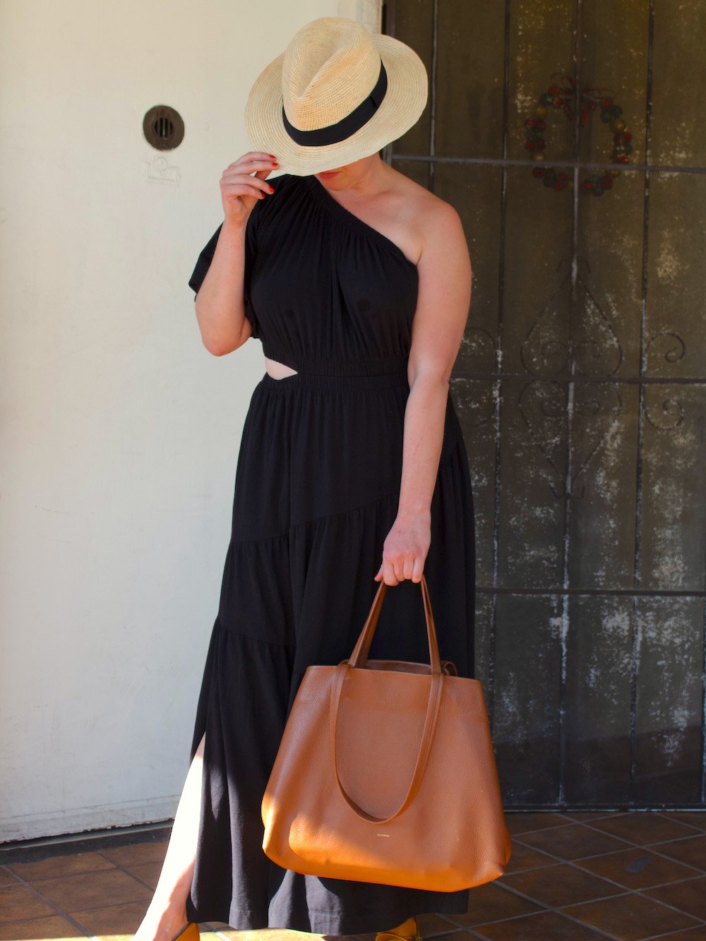 Does Cuyana Last? My 3 Year Review Of Their Tote Bag
