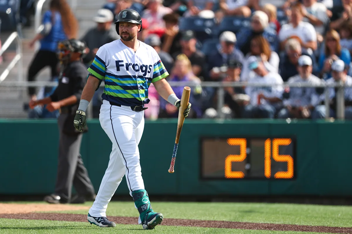 Cal Raleigh hits grand slam in rehab assignment as he eyes return to Mariners from IL stint, season-long slump