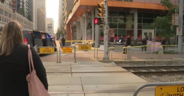 Calgary police investigate undetermined death after body found downtown