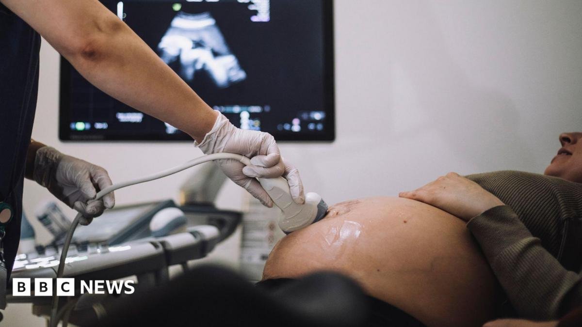 ‘Normal birth drive’ criticism removed from maternity report, expert claims