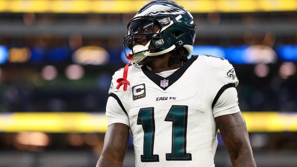 A.J. Brown traded to Patriots: Eagles receive 2028 first-round pick as offseason saga ends