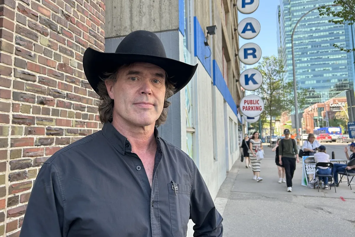 Alberta country music artist Corb Lund says anti-coal petition drive a success