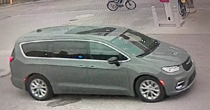 Edmonton police release photos, ask for public help in child luring investigation