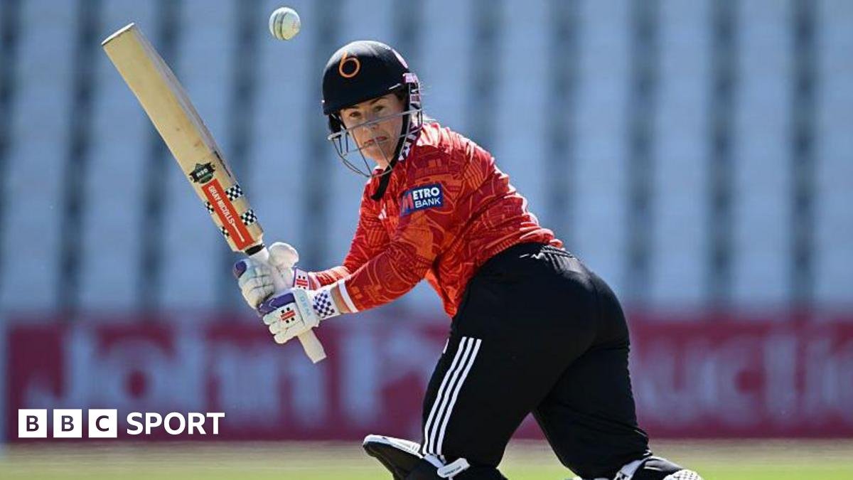 Women’s T20 Blast: Blaze & Somerset boost Finals Day ambitions