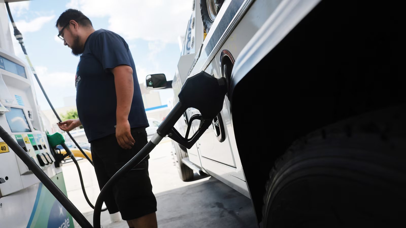 Gas prices are falling despite the Iran war’s impact. Will it last?