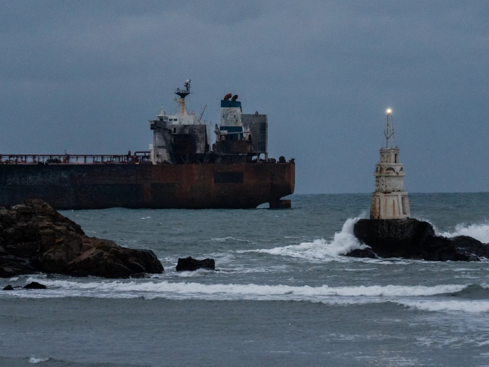 French navy, backed by the UK, intercepts Russian oil tanker | Russia-Ukraine war News