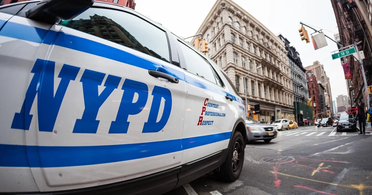 FBI, NYPD carry out searches tied to investigation into current and former NYPD officials