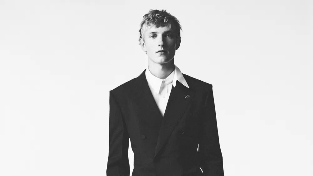 Givenchy Men’s Spring 2027 Ready-to-Wear Runway, Fashion Show & Collection Review