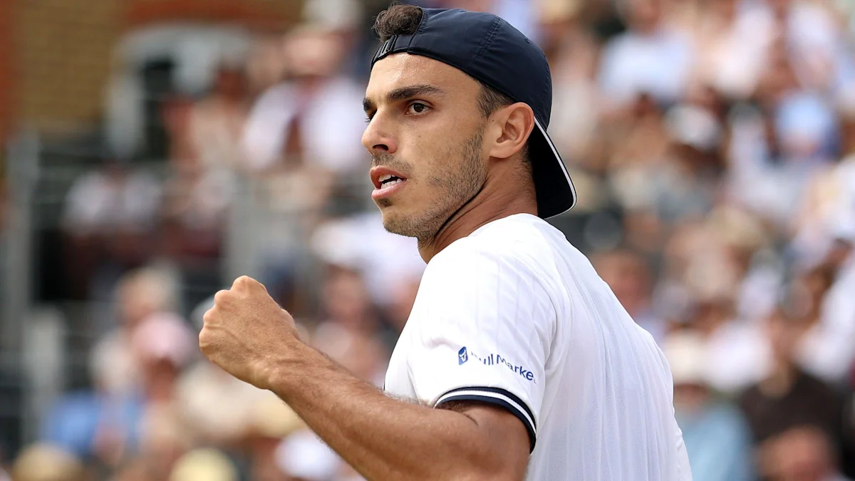 Watch Queen’s: Cerundolo in deciding set of semi-final against Nakashima