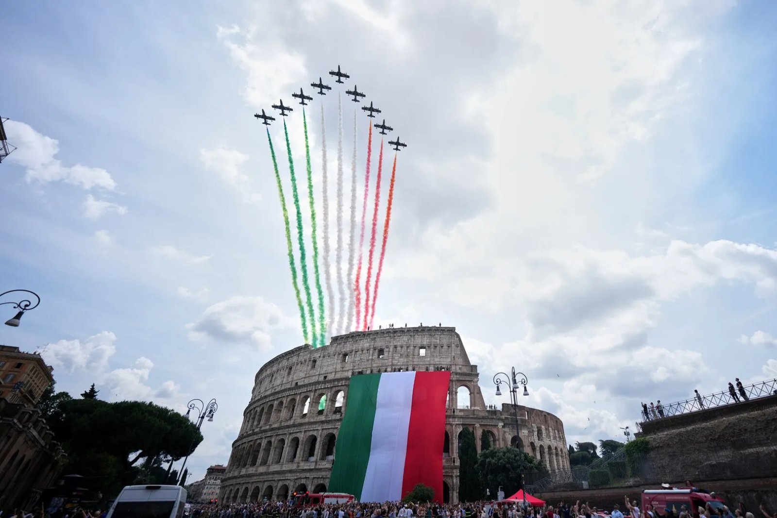 Italy celebrates 80 years of democracy | Aviation