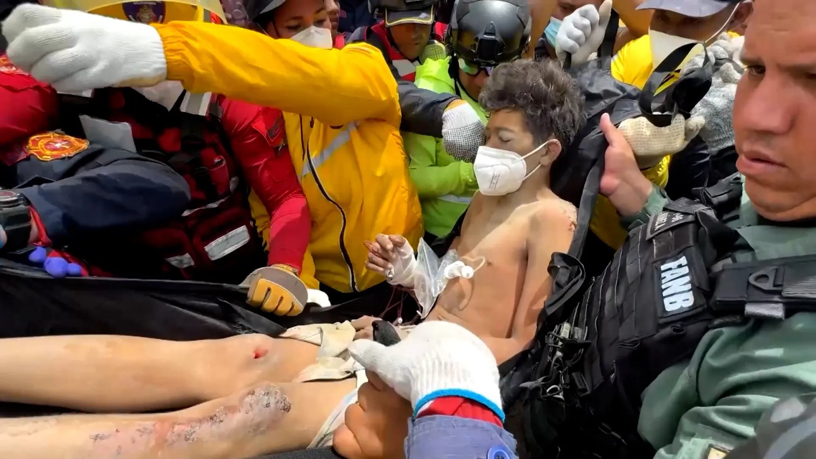 Father and son pulled out alive four days after Venezuela earthquake | Earthquakes