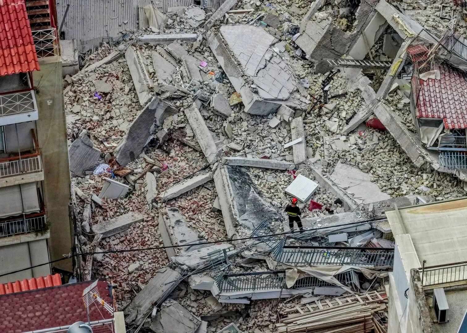 Emergency crews search rubble after Athens building collapse | Housing