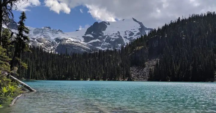 B.C. lawyer says closure of Joffre Lakes Park potentially violates Canadian Charter