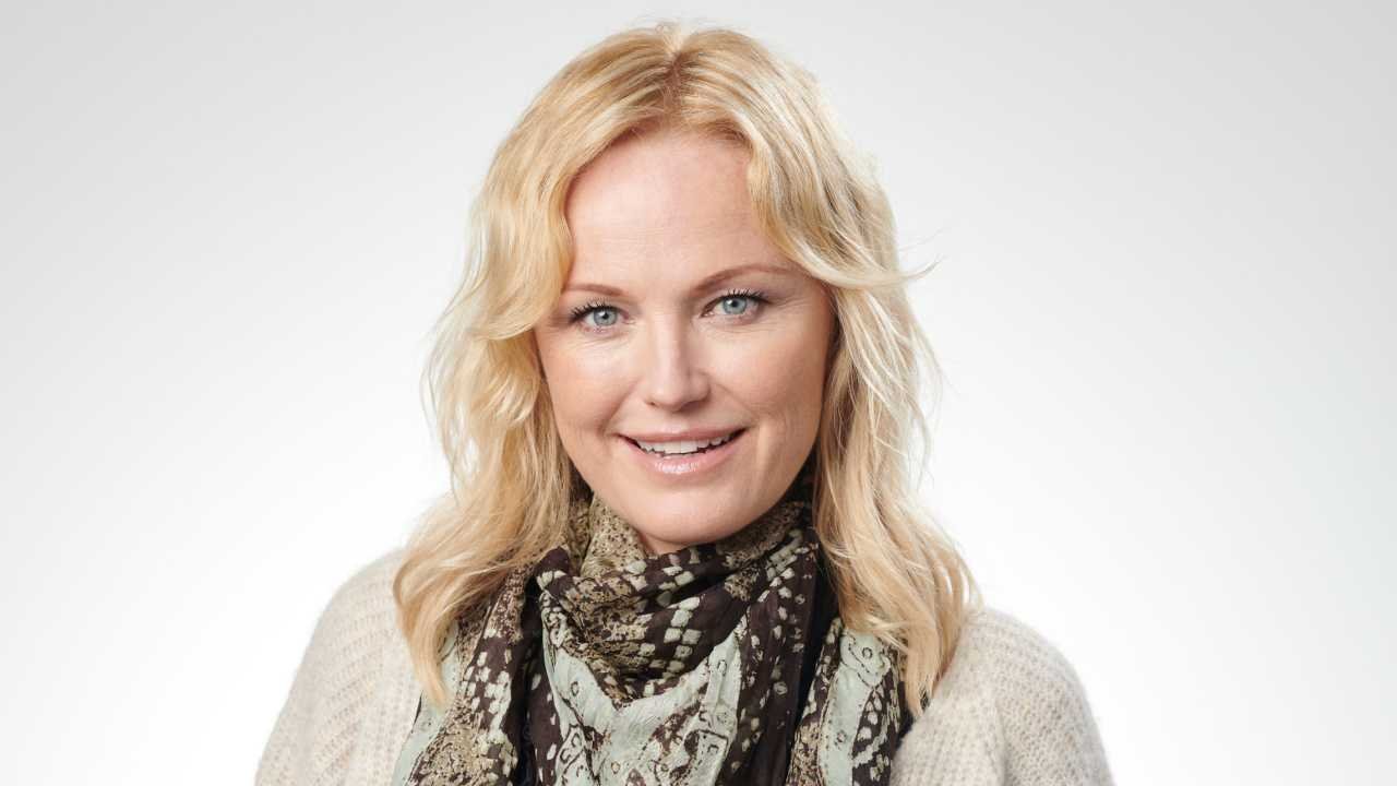 ‘Let’s Love’ Exclusive Interview: Malin Akerman