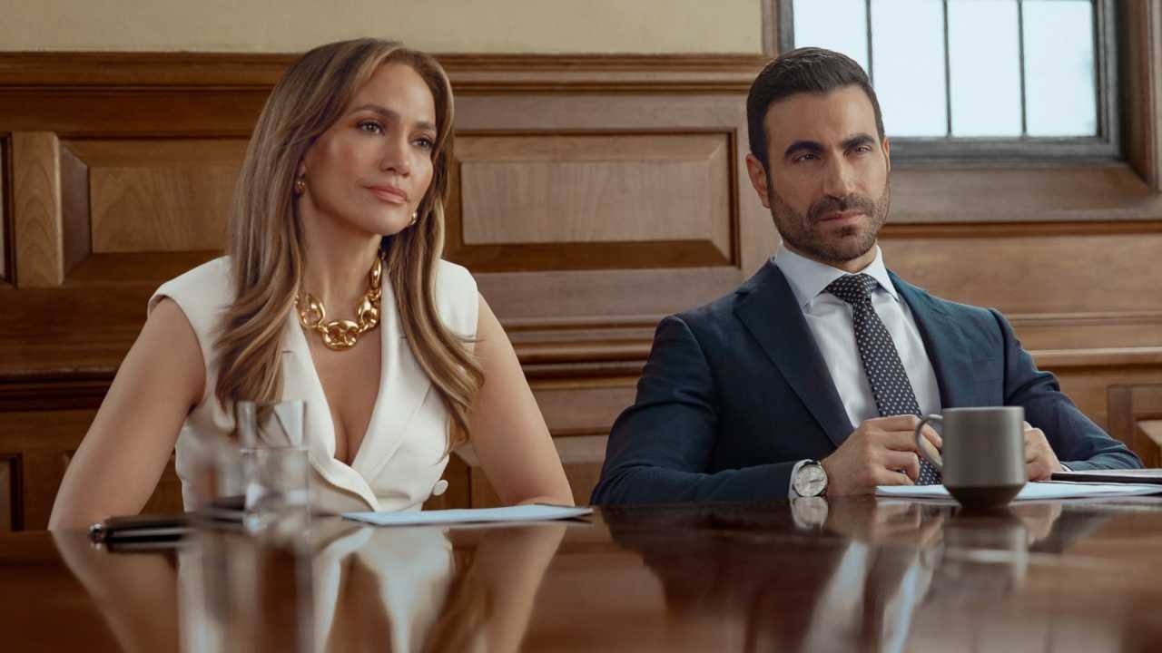 Movie Review: ‘Office Romance’ | Moviefone