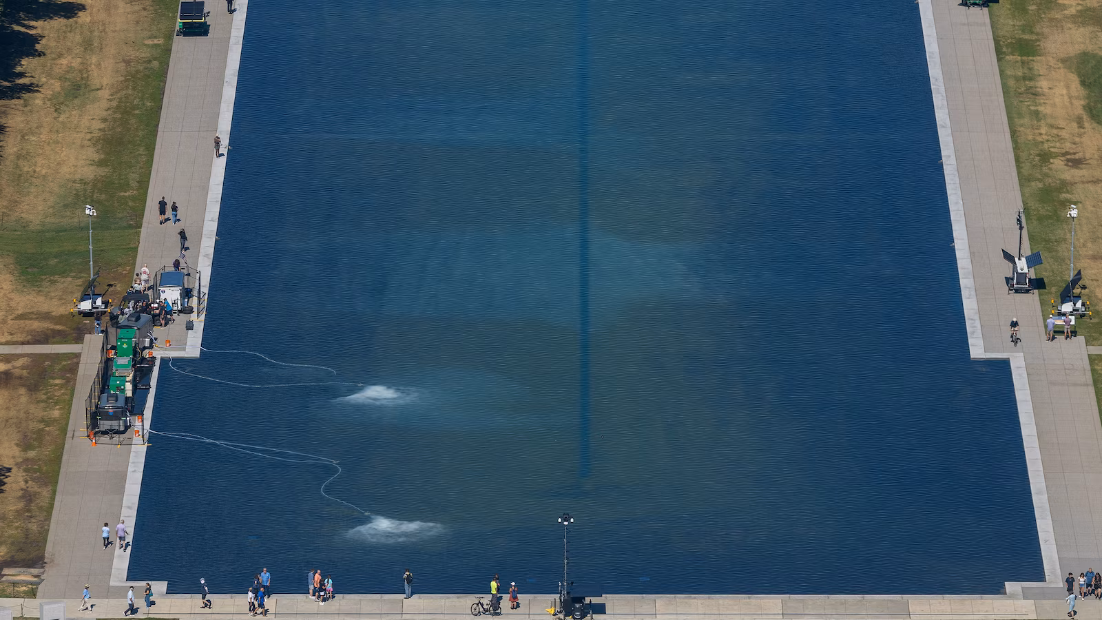 Top Oversight Dem demands info from Reflecting Pool contractors overseeing renovation