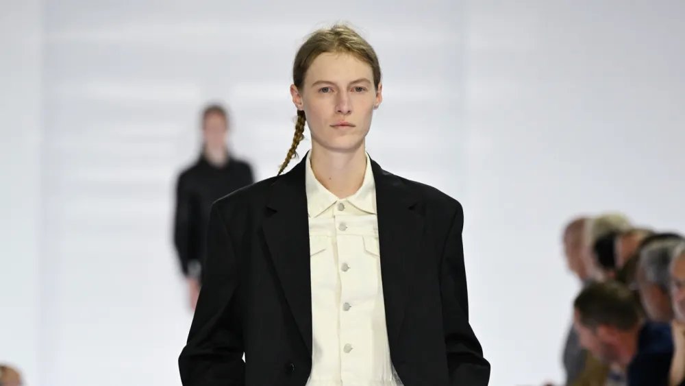 Prada Men’s Spring 2027 Ready-to-Wear Runway, Fashion Show & Collection Review