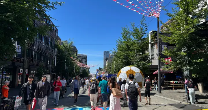 Food truck operator says he was sidelined by City of Vancouver during World Cup – BC