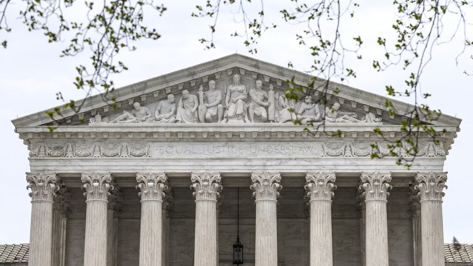 Supreme Court allows Trump administration's cancellation of TPS for Haitians, Syrians