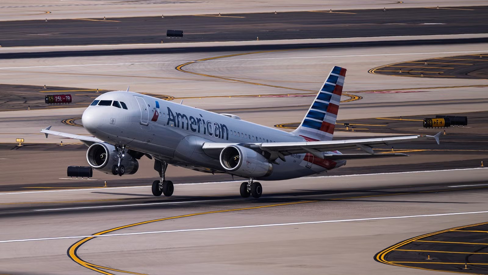 American Airlines Pilot Says Unruly Passenger Bit Fellow Flyer Before Landing In Philadelphia