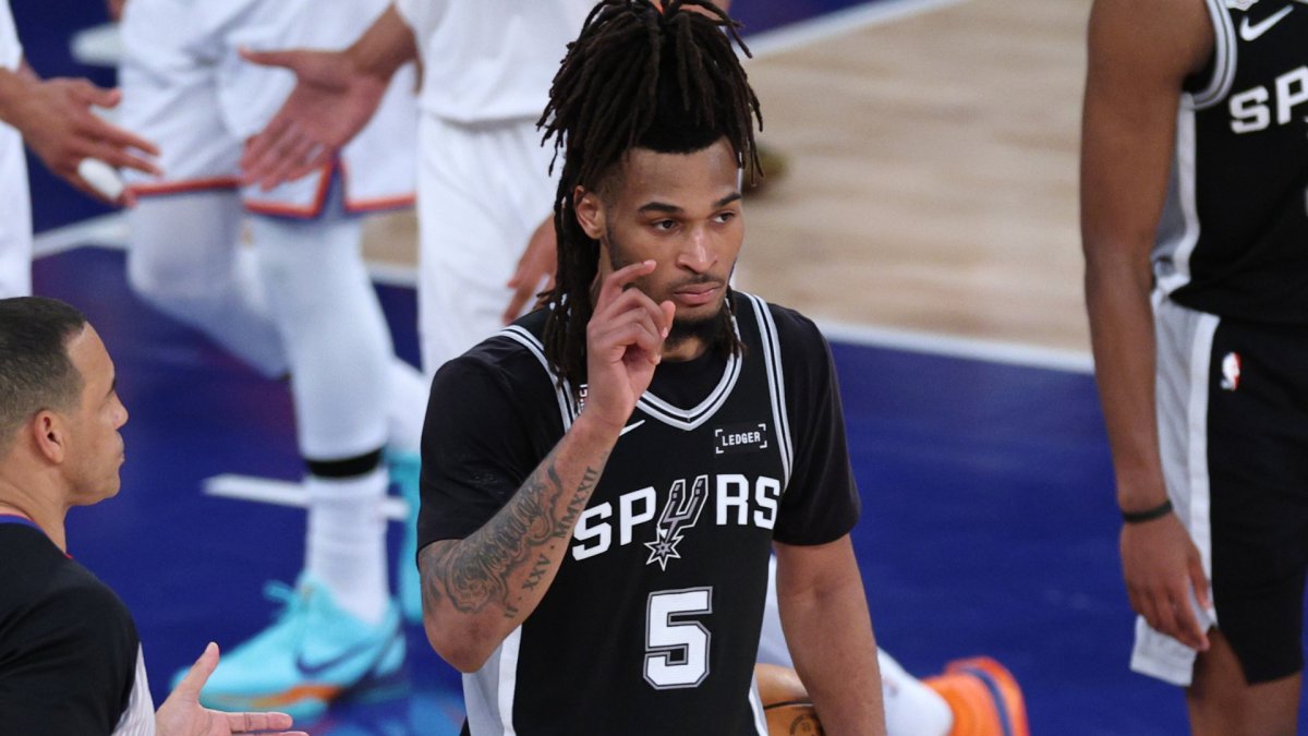 Stephon Castle calmly knocks down biggest shots of his life to save Spurs’ season