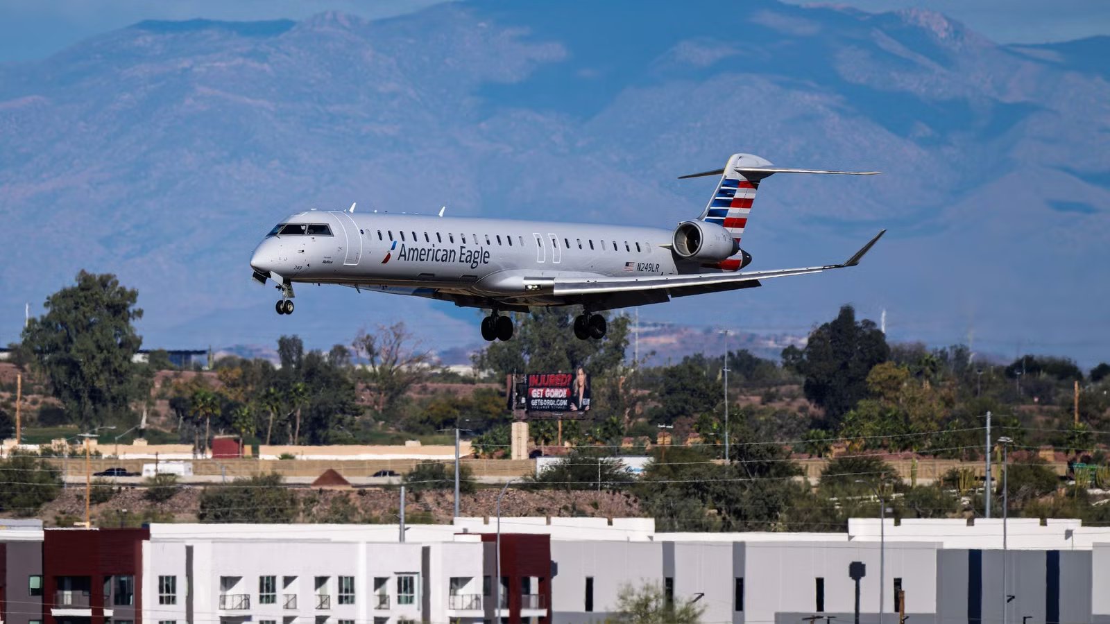 25 Years Later: American Airlines To Return To Naples, But Its Aircraft Is Reportedly Too Heavy