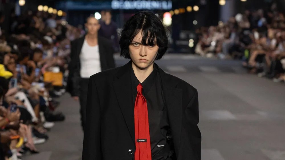Vetements Spring 2027 Ready-to-Wear Runway, Fashion Show & Collection Review