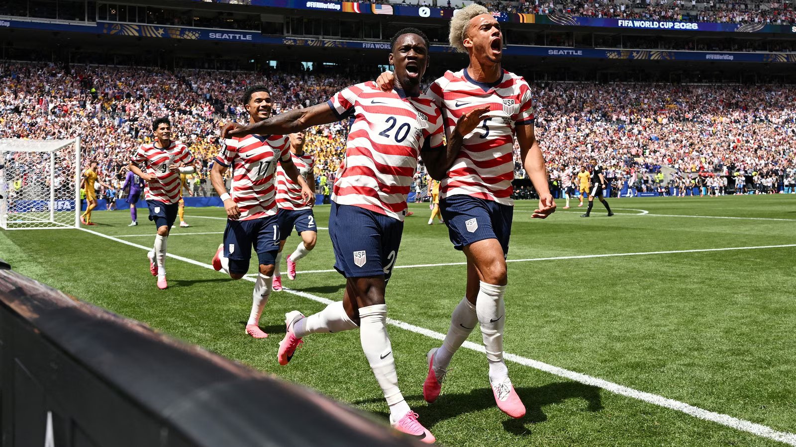 US defeats Australia 2-0 in 2nd World Cup win, securing spot in knockout round