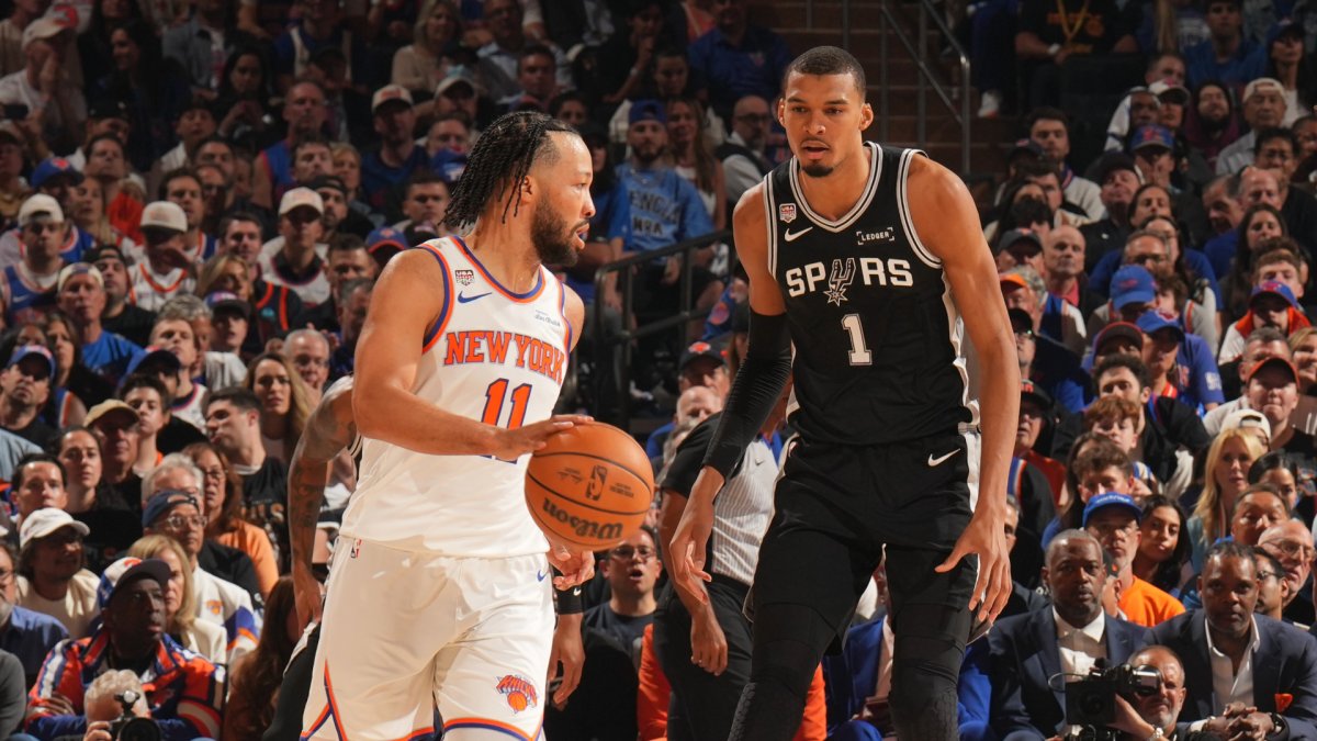 Knicks vs. Spurs: Wembanyama’s shove of Brunson a foul, but not flagrant, NBA says
