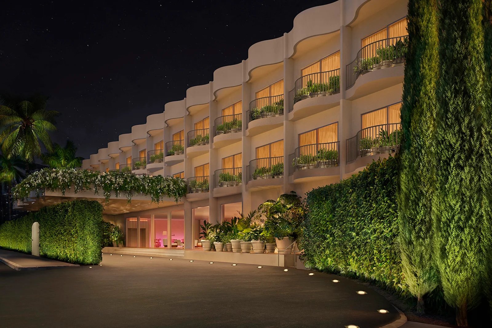 Hyatt’s extended booking window, a famed LA hotel gets a new life and other hotel news