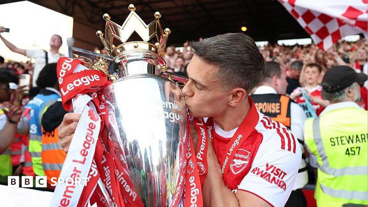 Leandro Trossard transfer news: Arsenal forward set for move to Besiktas