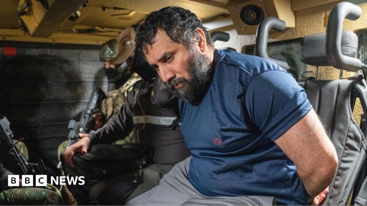 Men disguised as police kill Ecuadorean drug lord’s brother